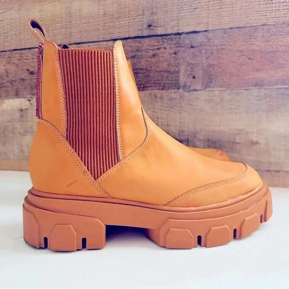 Farm Rio Lug Sole Beaded Platform Chelsea Boots - Picture 3 of 9